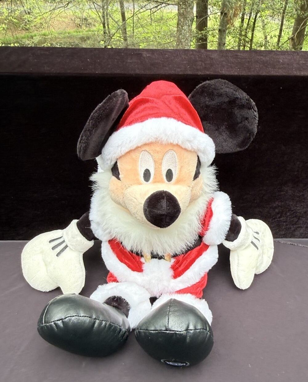 2003 Disney Store Exclusive Mickey Mouse Santa Plush 18" Collectable Rare! EUC